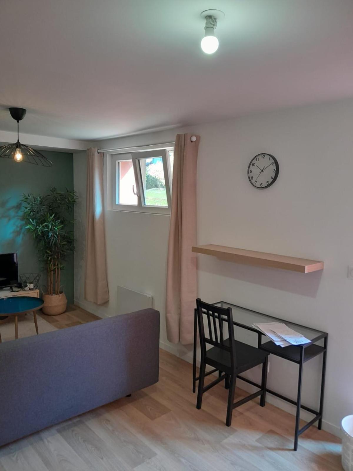 Appartement Proche Gare Saint-Brieuc Esterno foto